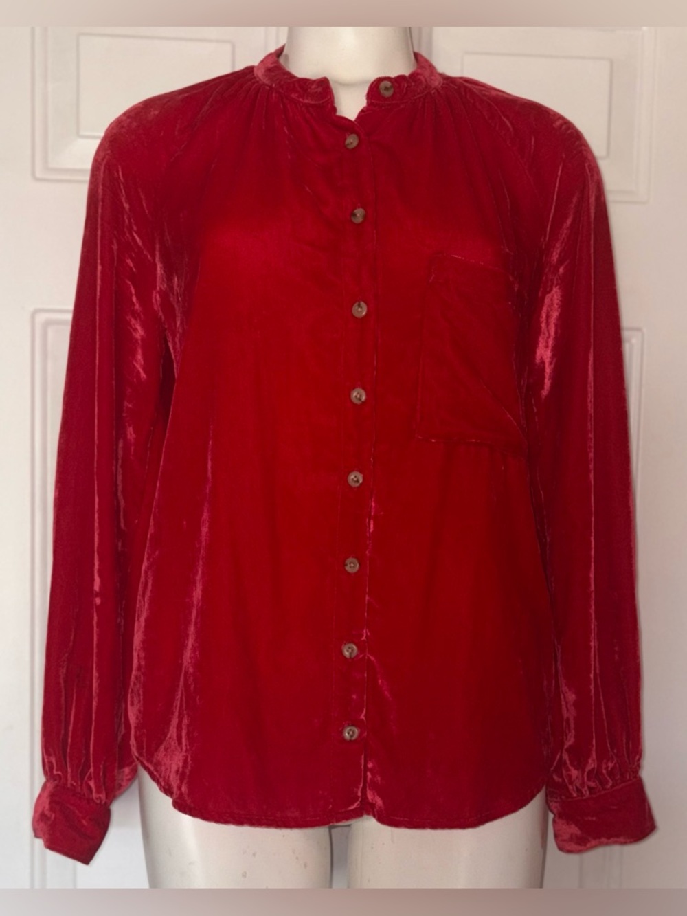 Pilcro Anthropologie Mara Red Relaxed Velvet Buttondown Top Blouse Medium